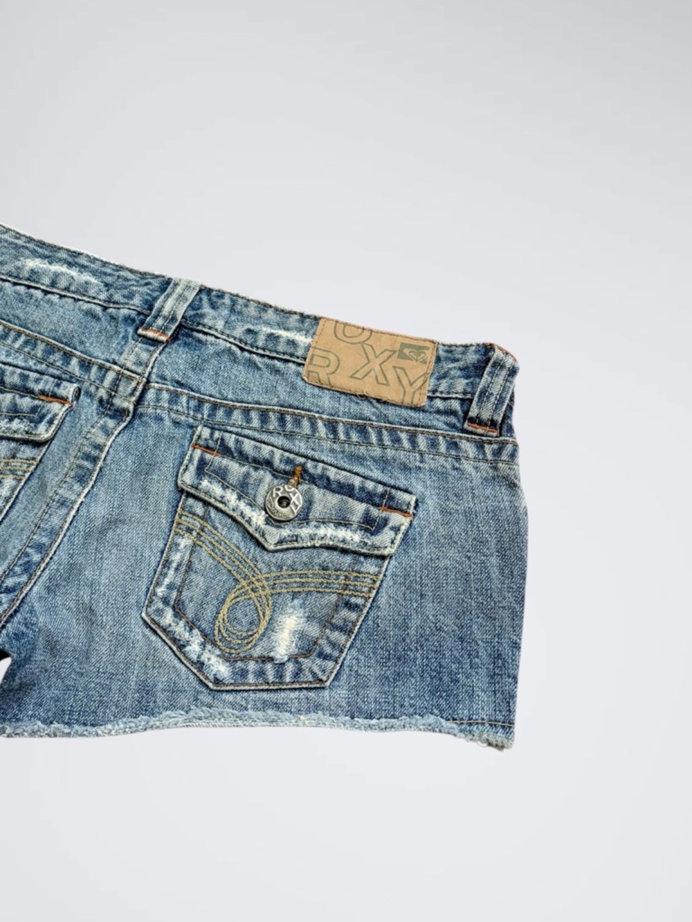 Y2K Roxy Low Rise Micro Denim Shorts - Picture 4 of 9